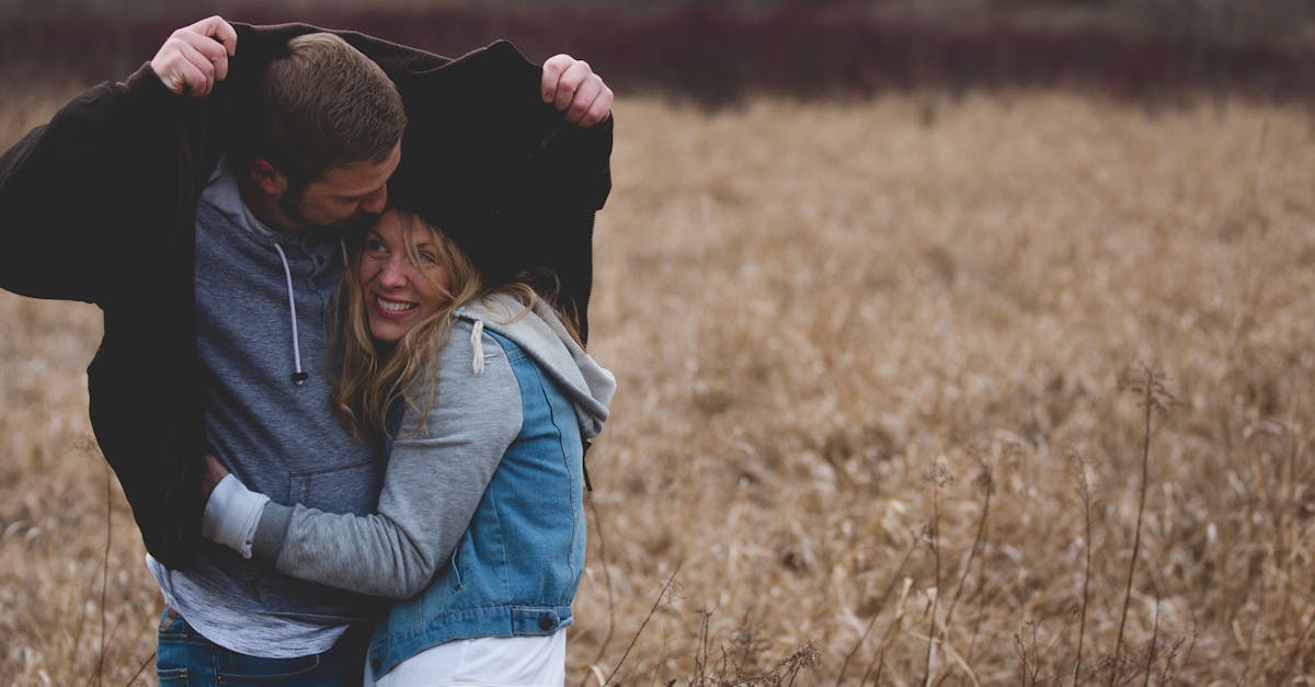 découvrez l'univers du dating et trouvez l'amour qui vous correspond ! nos conseils, astuces et plateformes vous aident à naviguer dans les rencontres en ligne et à créer des connexions significatives.