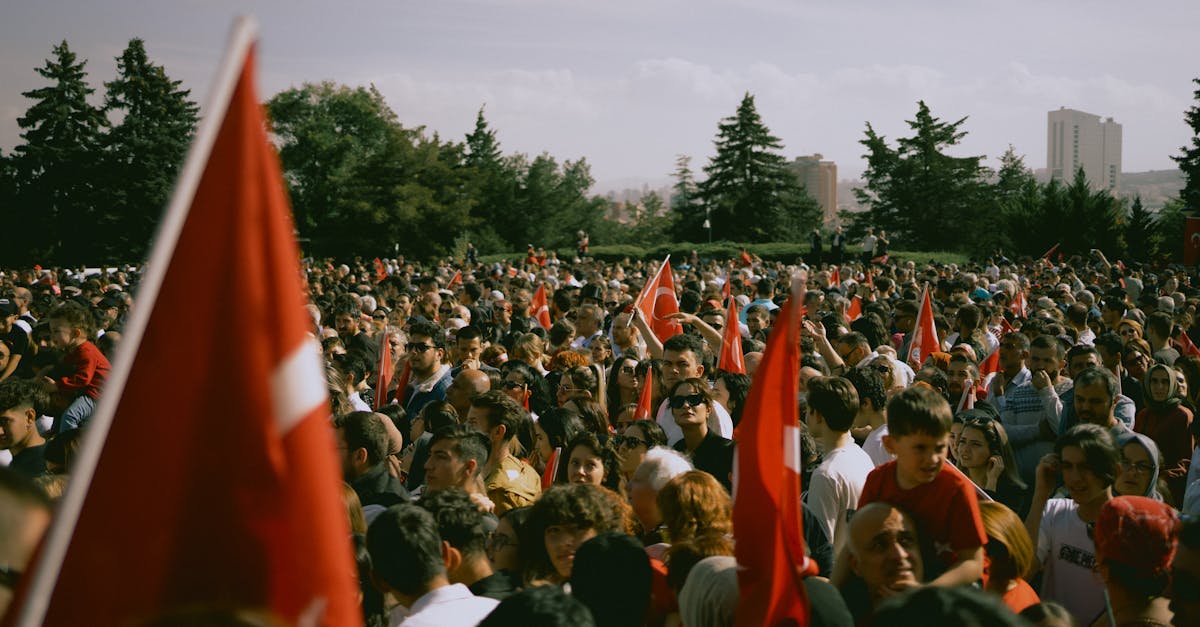 découvrez les signaux d'alarme à ne pas ignorer dans vos relations personnelles et professionnelles. apprenez à identifier les red flags qui peuvent indiquer des comportements toxiques et améliorez votre bien-être en décryptant ces signaux délicats.