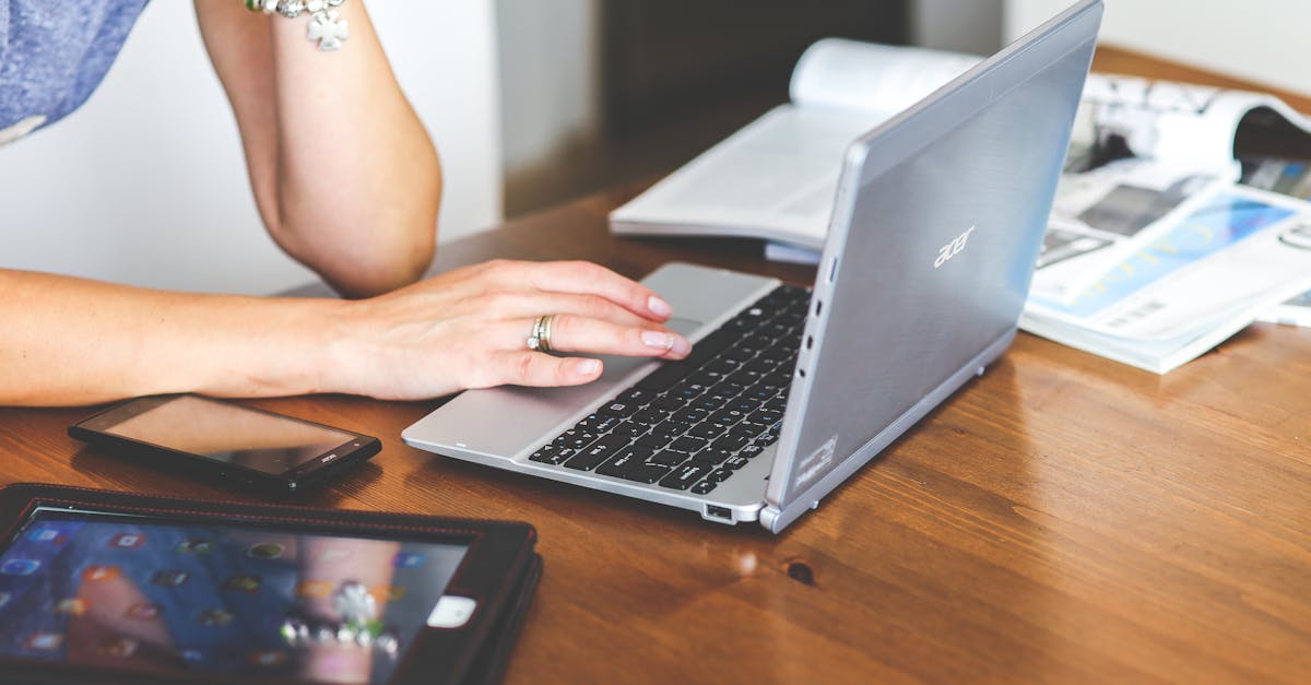 découvrez tout ce qu'il faut savoir sur la compatibilité entre les individus. explorez les différents types de compatibilité, qu'elle soit amoureuse, amicale ou professionnelle, et apprenez comment améliorer vos relations grâce à une meilleure compréhension de l'autre.